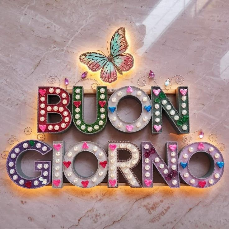 dolce buongiorno gif